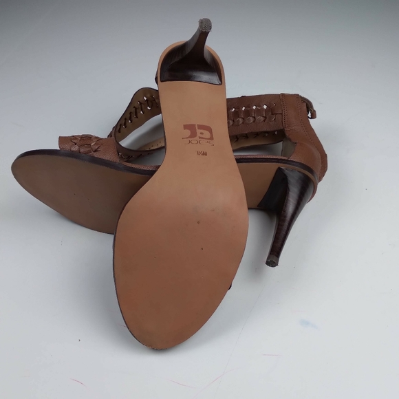 Joe's jeans ankle strap 3 in.heels size 7.5  medium  brown /tan leather. - Picture 2 of 9